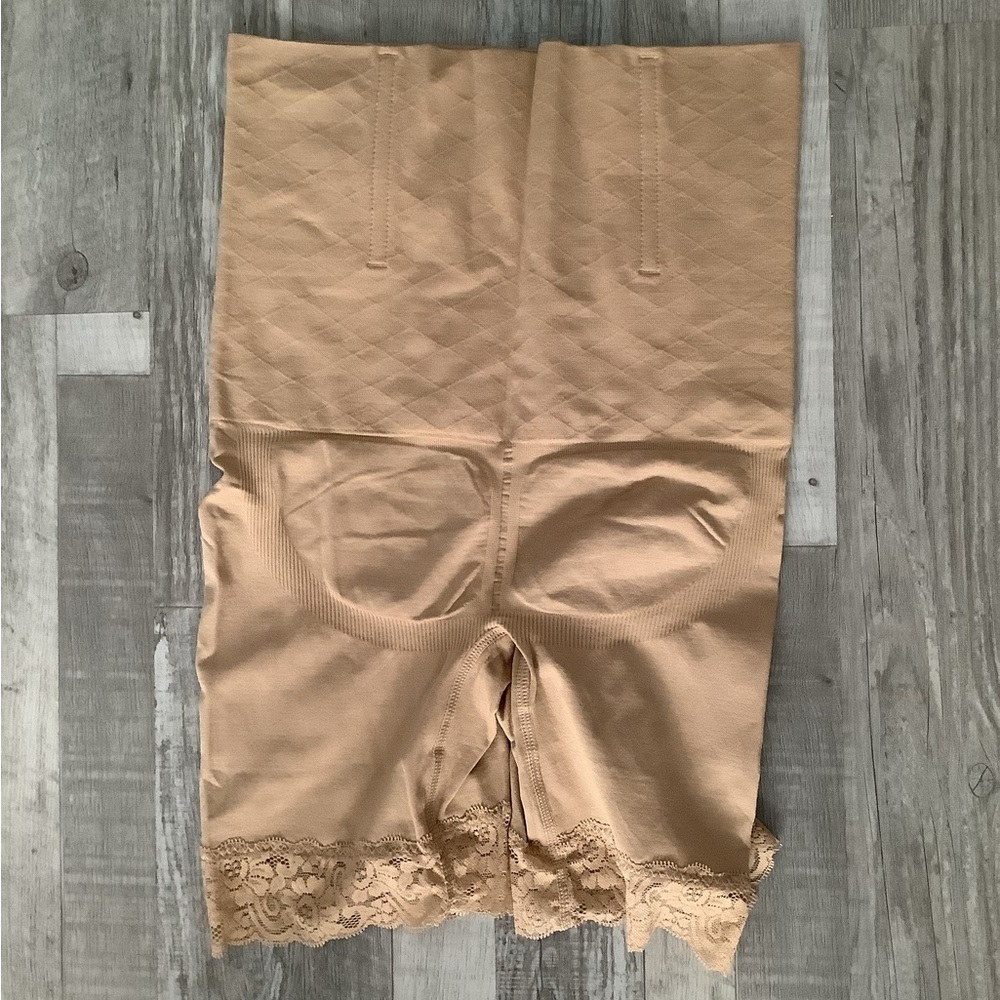 Tummy Control Beige Shapewear🇺🇸
